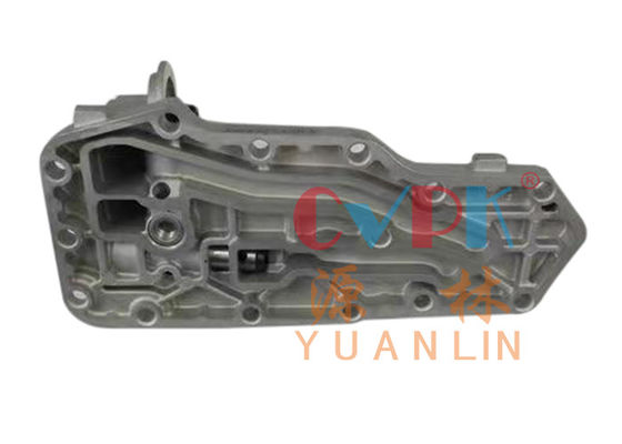 3913965 Ekskavatör Dizel Komatsu Yağ Soğutucu Kapağı 3913965 MOTOR 6BT5.9