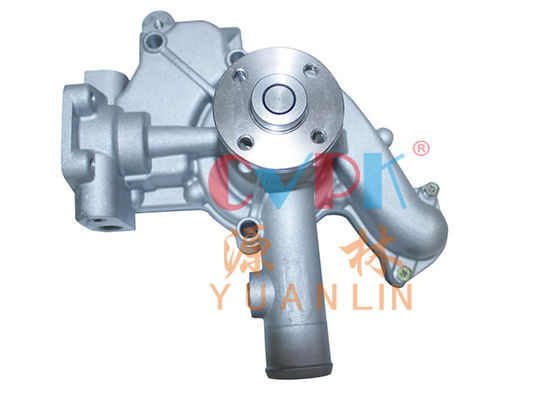 16259-7303 Motor Madencilik Ekskavatörü 16259-7303 4TNE92 İçin Su Pompası Takma YANMAR Motoru